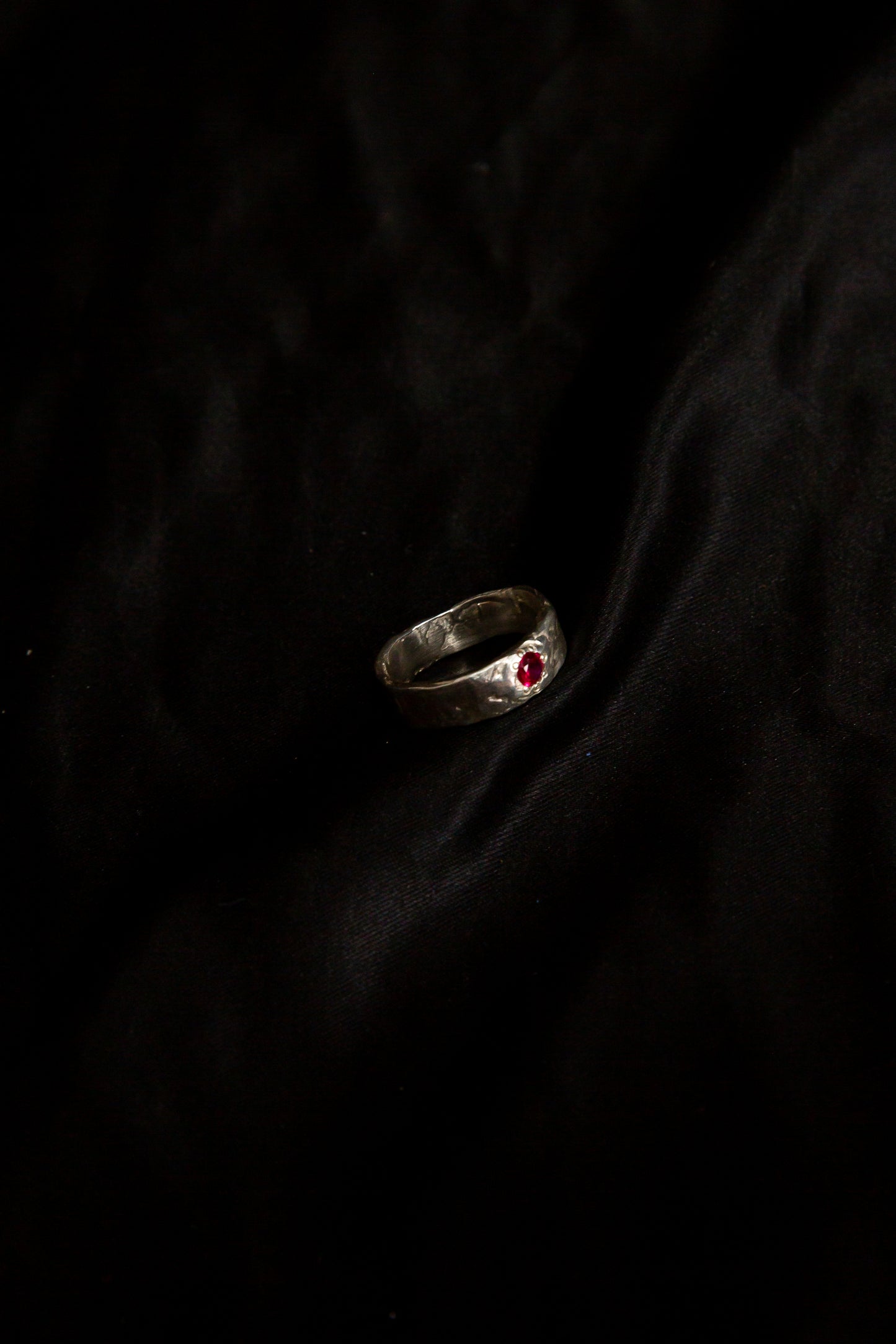 Sepolta Ring