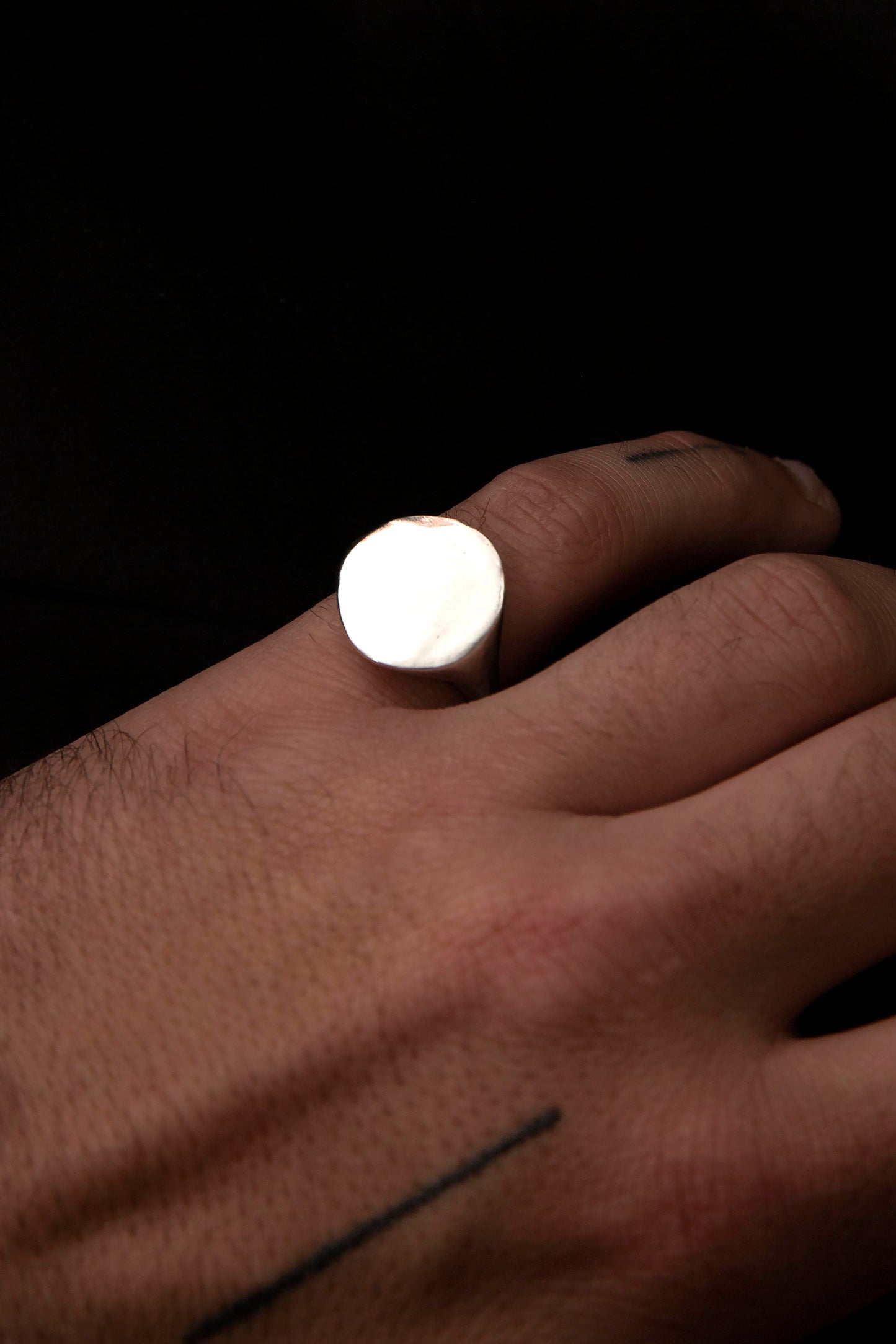 Specchio Signet