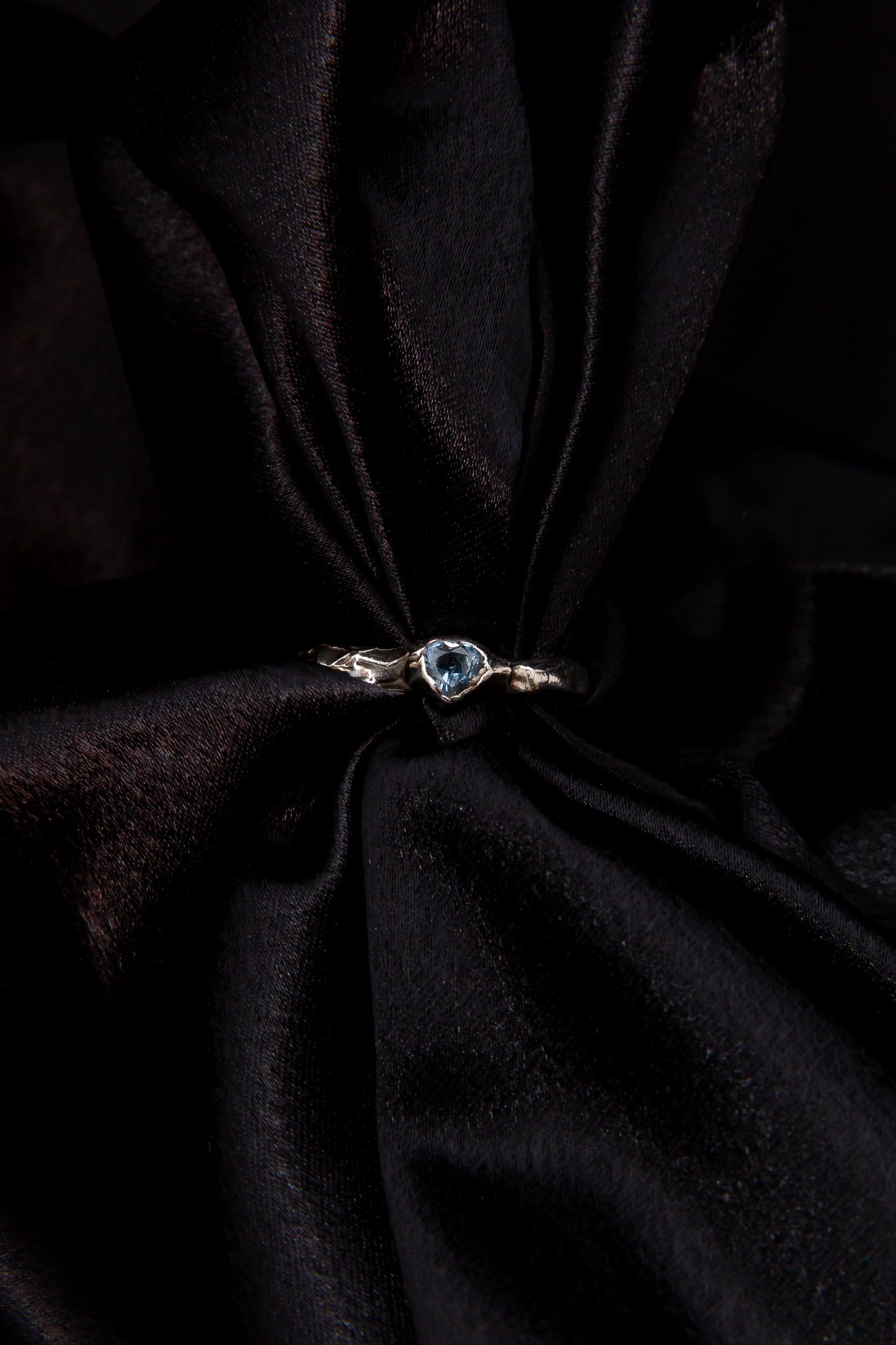 Sample Ring [Aqua Heart Stone]