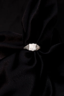 Sample Crest Signet