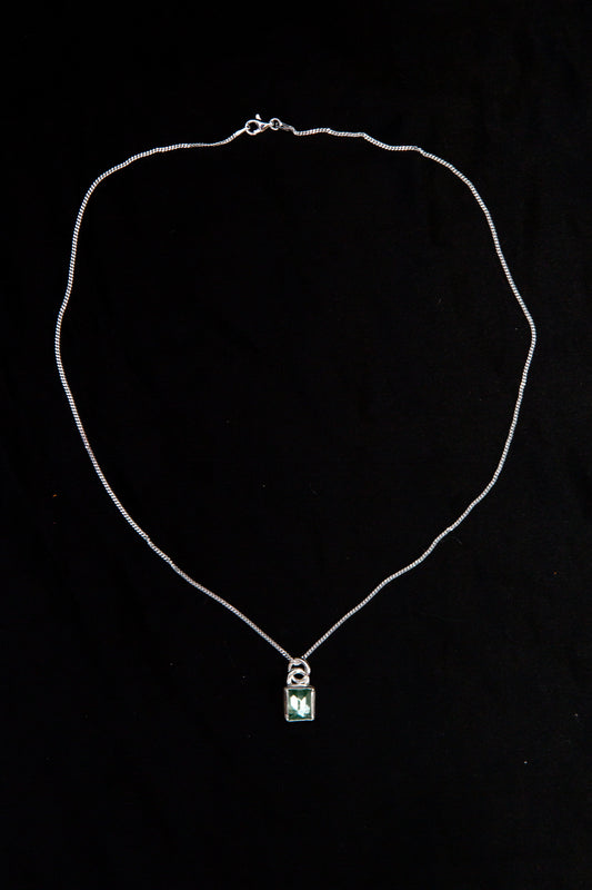 The Indocyanine Pendant