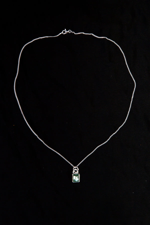 The Indocyanine Pendant