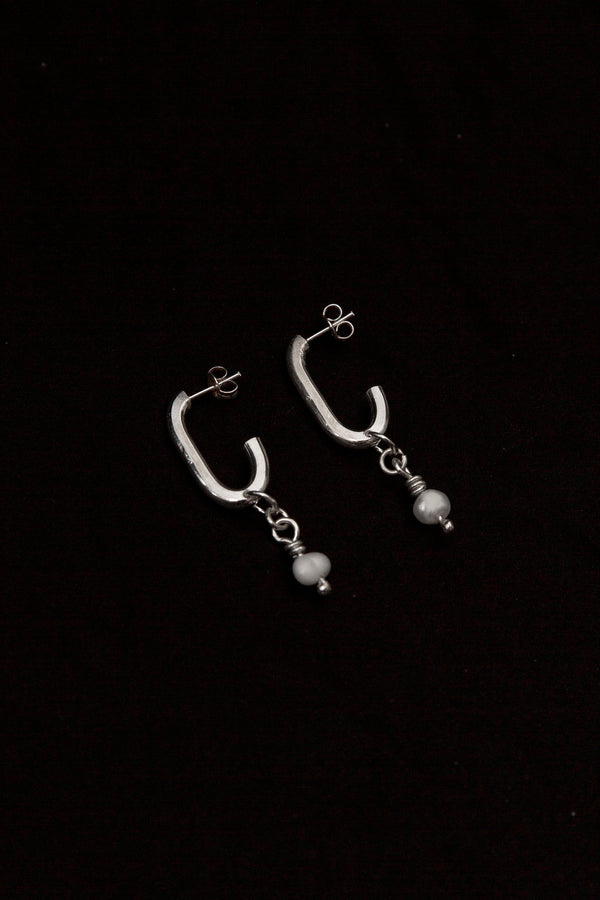 The Goccia D'osso Earrings [PAIR]