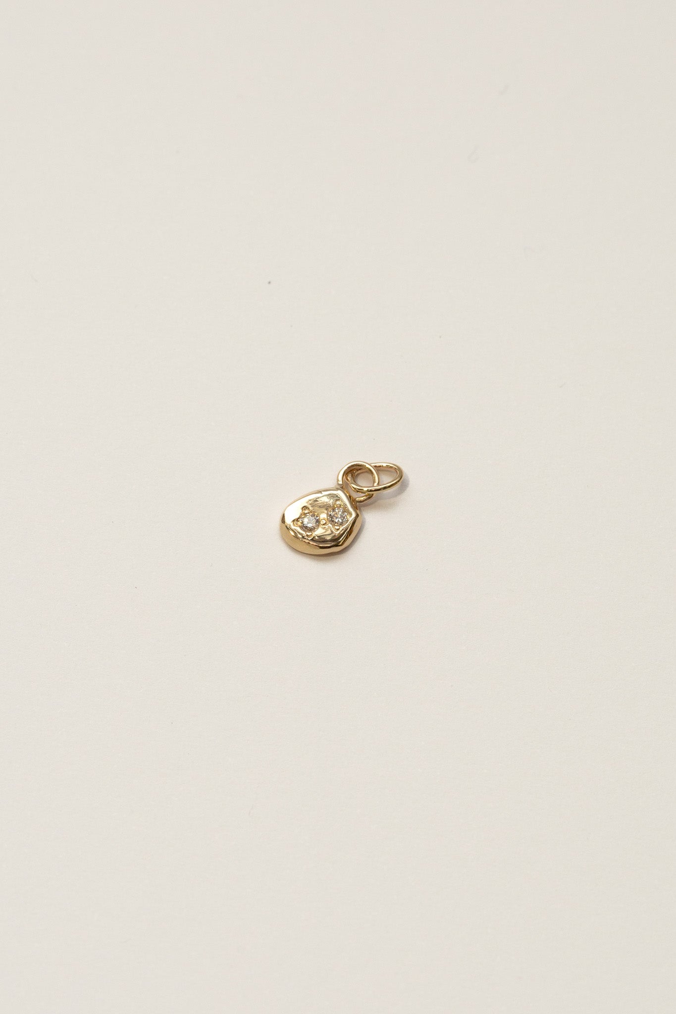 Gold Pendant (Diamond)