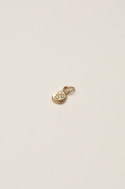 Gold Pendant (Diamond)