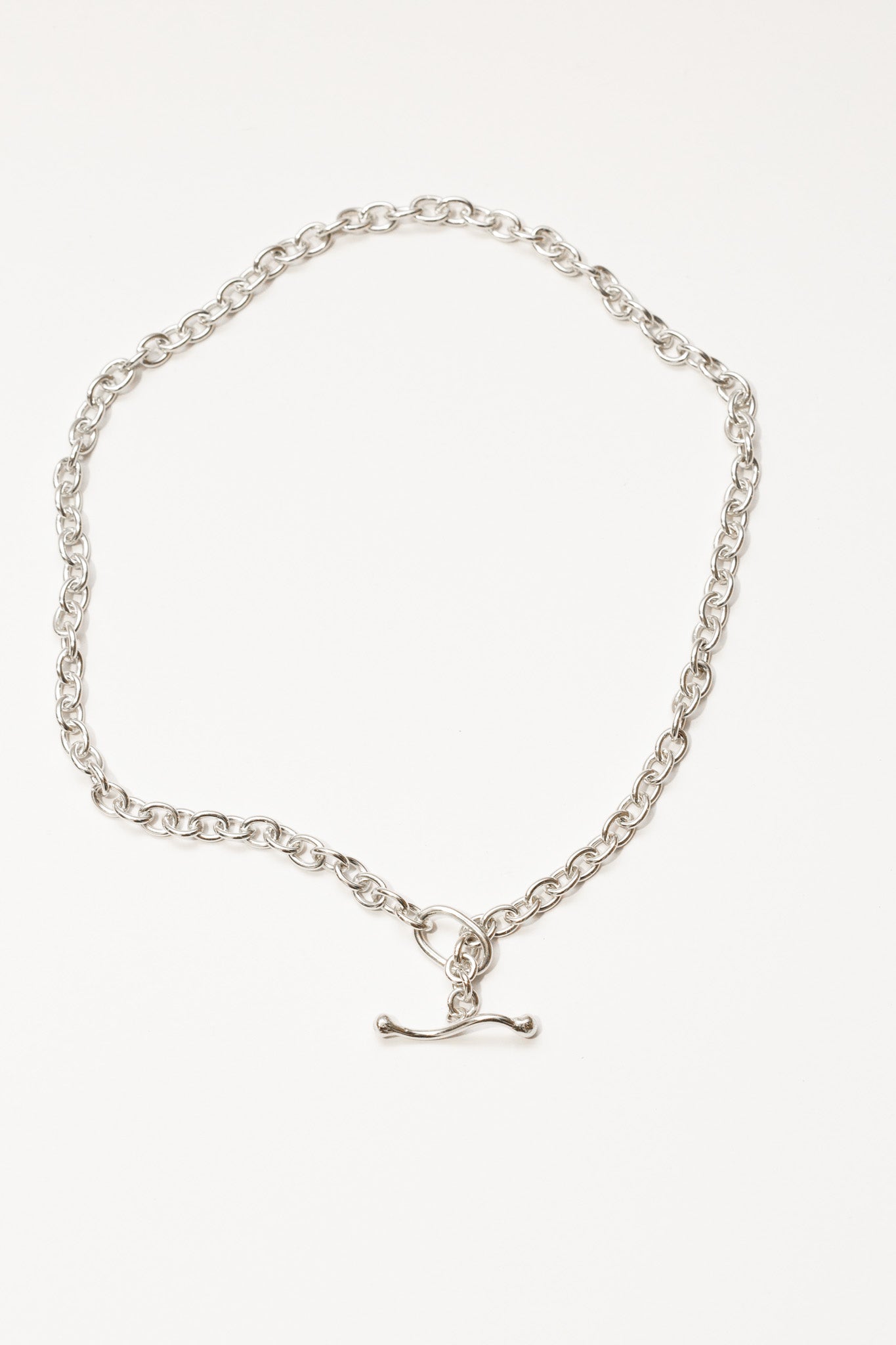 Oval Link Necklace with Twisted Fob